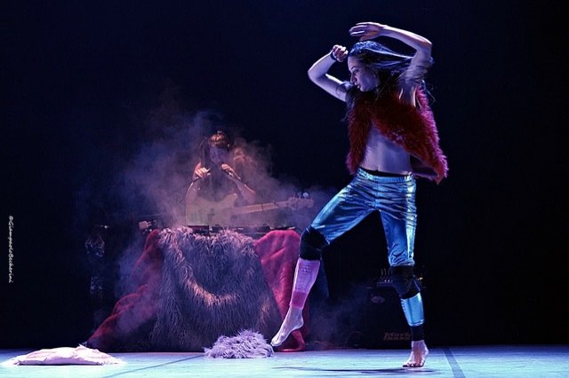 Serata GIOVANI SGUARDI COMPAGNIA XE