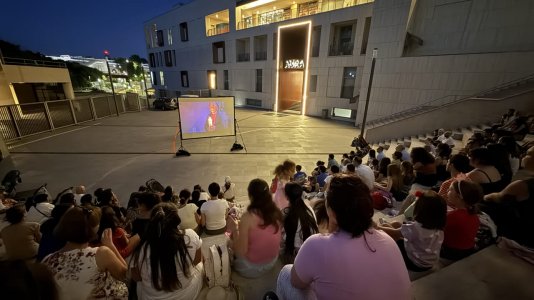 Aura Movies
