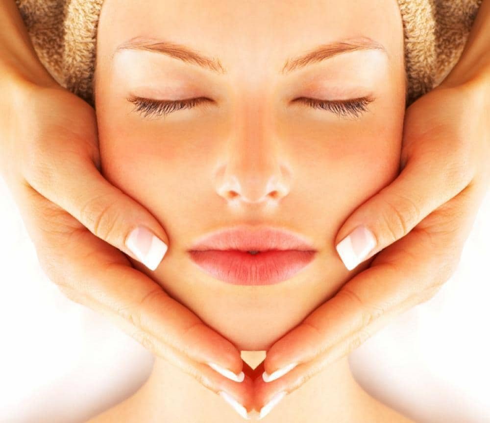 Jesi - Sconto 30% Tre trattamenti viso idratanti con peeling | Centro Estetico Annamaria | Jesi, Corso Matteotti, 76 | Tel. 073158346 - 3476640040 | Offerta valida fino al 30/06/19 Jesi - Sconto 30% Tre trattamenti viso idratanti con peeling | Centro Estetico Annamaria | Jesi, Corso Matteotti, 76 | Tel. 073158346 - 3476640040 | Offerta valida fino al 30/06/19