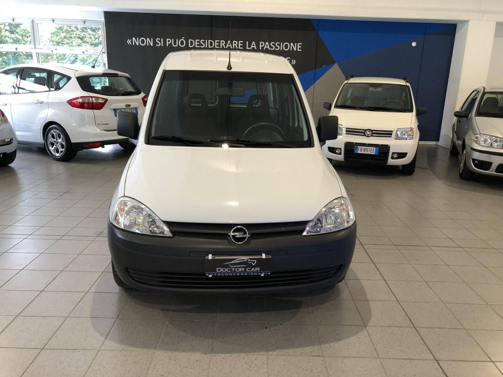 Castelplanio - Opel Combo VAN 1.6cc Metano | Autocarrozzeria Doctor Car | Casteplanio, Via Brodolini, 23 | Tel. 3201459011 Castelplanio - Opel Combo VAN 1.6cc Metano | Autocarrozzeria Doctor Car | Casteplanio, Via Brodolini, 23 | Tel. 3201459011
