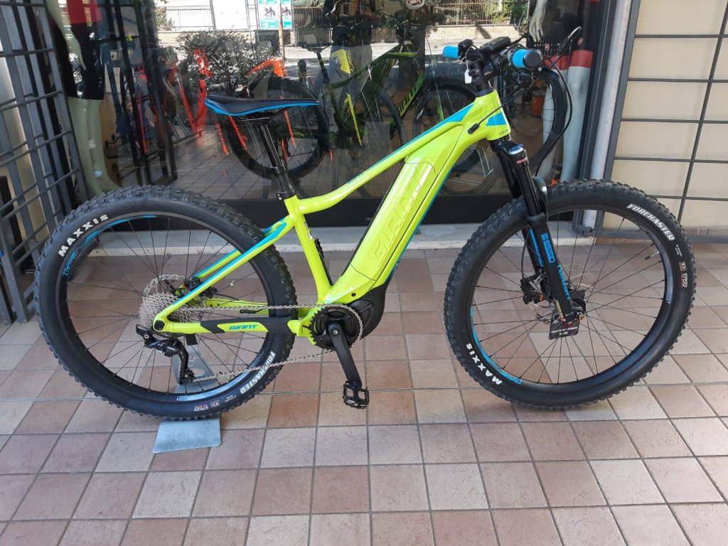 Jesi - Sconto 30% E-Bike Giant Dirt E-2 Pro | Pianeta Ciclo | Jesi, Viale del Lavoro 21 | Tel. 0731213539 | Offerta valida fino al 30/09/18 Jesi - Sconto 30% E-Bike Giant Dirt E-2 Pro | Pianeta Ciclo | Jesi, Viale del Lavoro 21 | Tel. 0731213539 | Offerta valida fino al 30/09/18