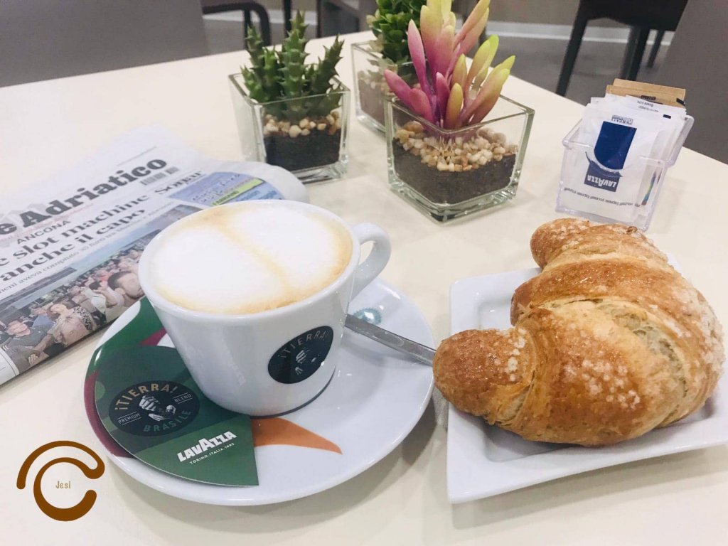 Jesi - Colazione a 3 euro | Crema & Cioccolato Jesi | Jesi, Piazzale Ciabotti 10 | Tel. 0731721797 | Offerta valida fino al 7/10/2019 Jesi - Colazione a 3 euro | Crema & Cioccolato Jesi | Jesi, Piazzale Ciabotti 10 | Tel. 0731721797 | Offerta valida fino al 7/10/2019