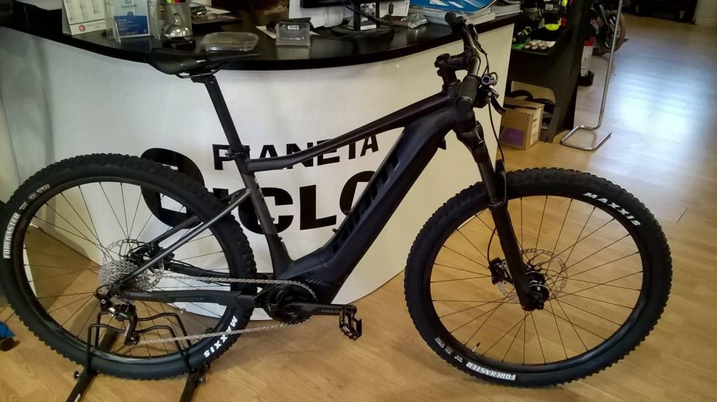 Jesi - E-Bike Giant Fathom 2 Pro 29 Jesi - E-Bike Giant Fathom 2 Pro 29