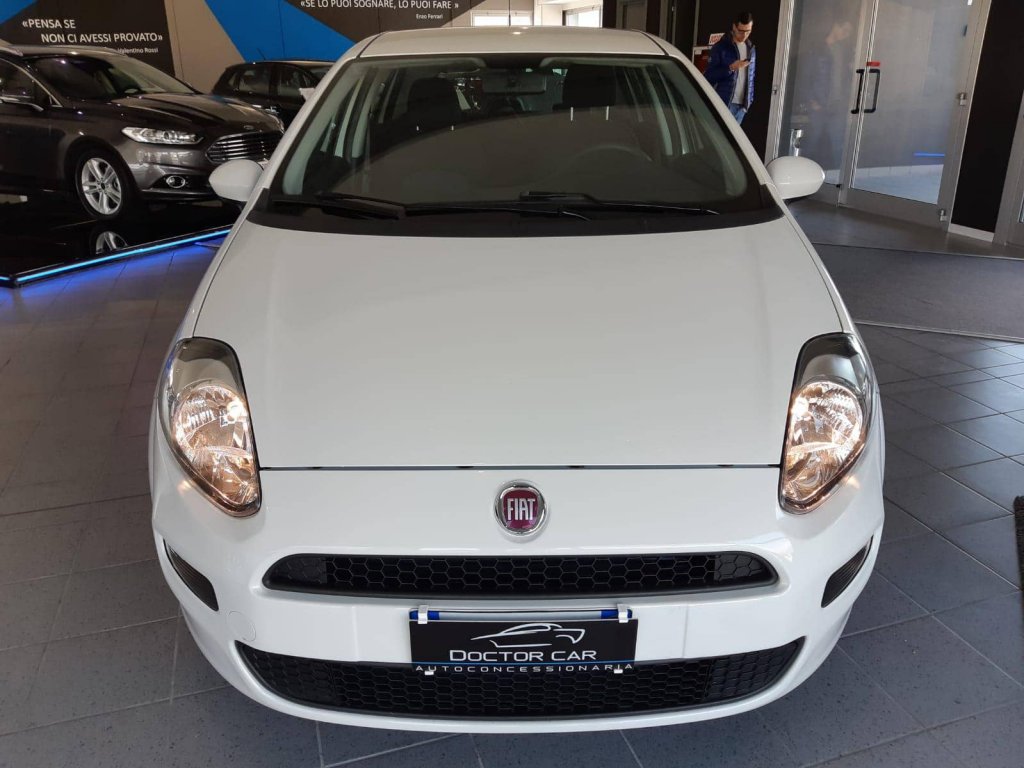 Castelplanio - Fiat Punto ECO Easy | Doctor Car | Castelplanio, Via Brodolini 23 Castelplanio - Fiat Punto ECO Easy | Doctor Car | Castelplanio, Via Brodolini 23