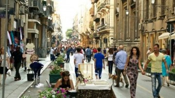 A Palermo il turismo cresce ancora, record per b&b e case vacanze: +48% di presenze 
