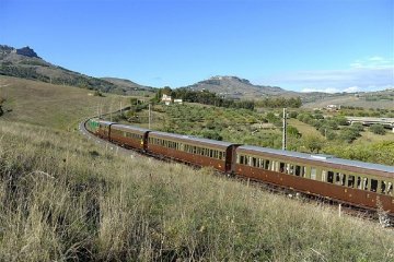 Treno storico da Ragusa a Scicli il 7 aprile