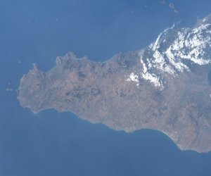 Che meraviglia: la Sicilia visto dallo spazio nella nuova foto dell'astronauta Parmitano
