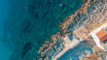 Forbes sceglie Cefalù e Siracusa: “destinazioni balneari fantastiche con una grande storia