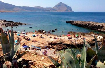 Isulidda, la spiaggia siciliana sempre baciata dal sole