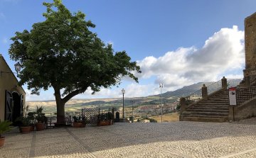 Case a 2 euro a Sambuca di Sicilia: mollo tutto e vado a vivere nel Borgo dei Borghi