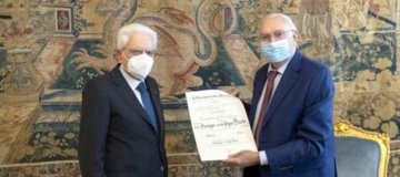 Il presidente Mattarella nomina Pippo Baudo Cavaliere di Gran Croce