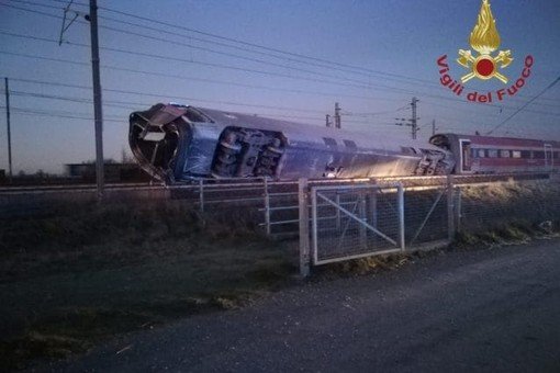 Vigevano24: Treno deragliato a Lodi: 2 morti, 1 ferito grave e 26 feriti